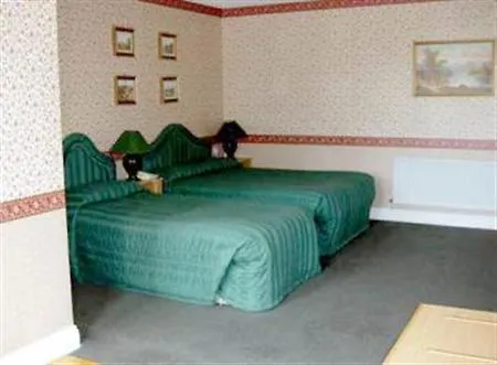White's King Thomond 3*
